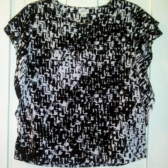 Jaclyn Smith Keyhole Blouse - Picture 1 of 6